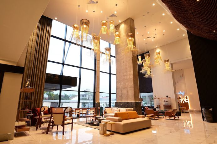 Imagen de los interiores del Hotel Novotel Santa Cruz De La Sierra. Foto 14