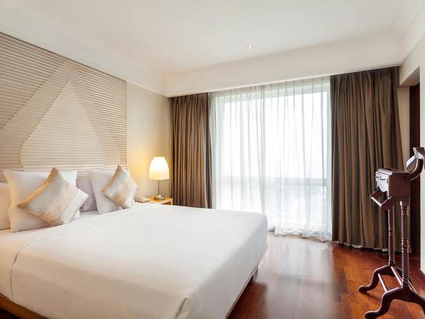 Imagen de la habitación del Hotel Novotel Semarang. Foto 8