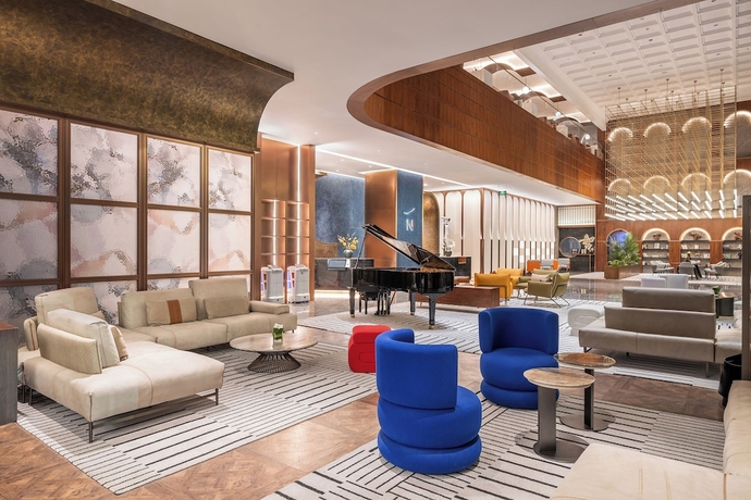 Imagen de los interiores del Hotel Novotel Shanghai Baoshan Jiusi. Foto 12