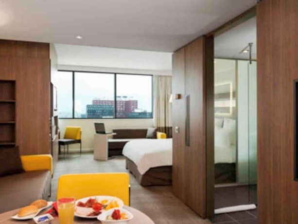 Imagen de la habitación del Hotel Novotel Sofia. Foto 11