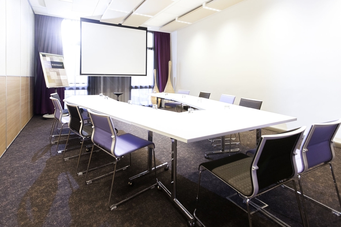 Imagen de los interiores del Hotel Novotel Strasbourg Centre Halles. Foto 13