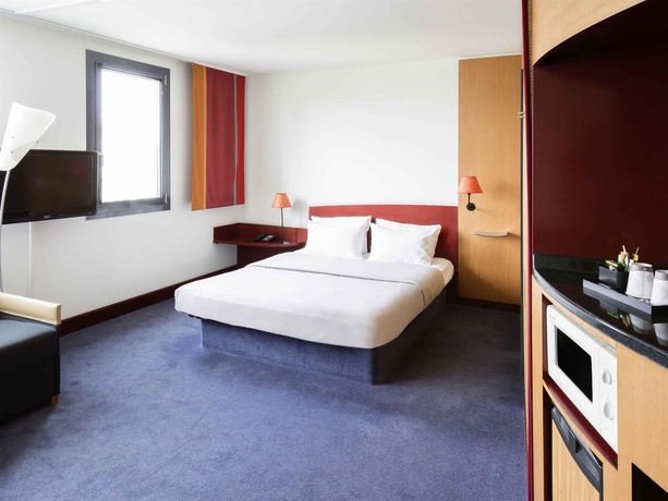 Imagen de la habitación del Hotel Novotel Suites Berlin City Potsdamer Platz. Foto 13