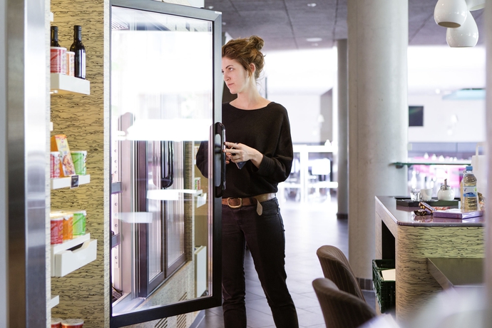 Imagen del bar/restaurante del Hotel Novotel Suites Berlin City Potsdamer Platz. Foto 10