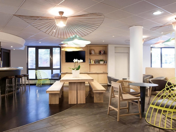 Imagen del bar/restaurante del Hotel Novotel Suites Cannes Centre. Foto 9