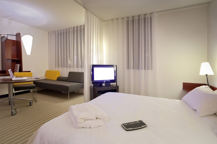 Imagen de la habitación del Hotel Novotel Suites Gare Lille Europe. Foto 8
