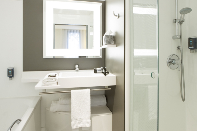 Imagen de la habitación del Hotel Novotel Suites Gare Lille Europe. Foto 11