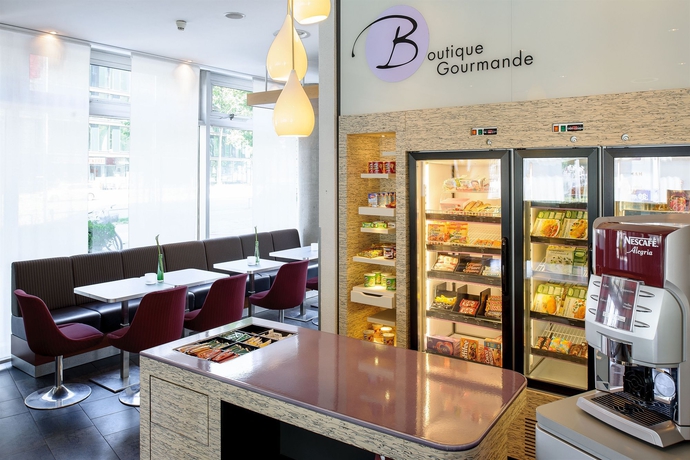 Imagen del bar/restaurante del Hotel Novotel Suites Hamburg City. Foto 8