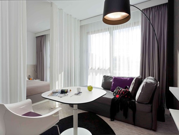 Imagen de la habitación del Hotel Novotel Suites Malaga Centro. Foto 7