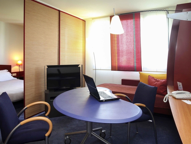 Imagen de los interiores del Hotel Novotel Suites Nancy Centre. Foto 19