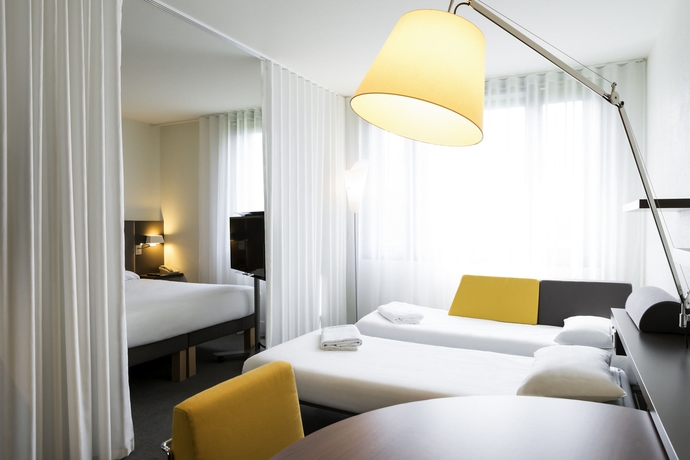 Imagen de la habitación del Hotel Novotel Suites Paris CDG Airport Villepinte. Foto 5