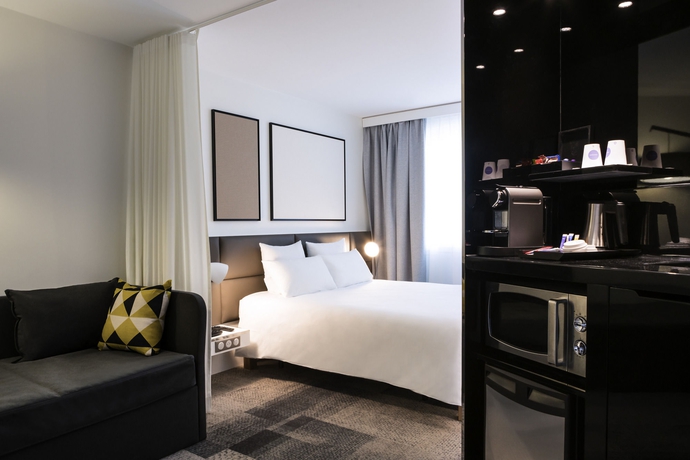 Imagen de la habitación del Hotel Novotel Suites Paris Expo Porte De Versailles. Foto 7