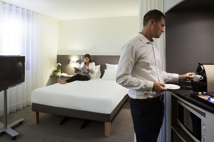 Imagen de la habitación del Hotel Novotel Suites Paris Stade De France. Foto 3