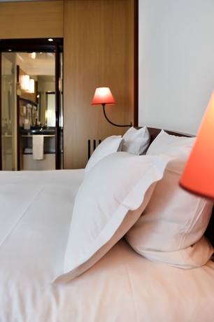 Imagen de la habitación del Hotel Novotel Suites Reims Centre. Foto 7