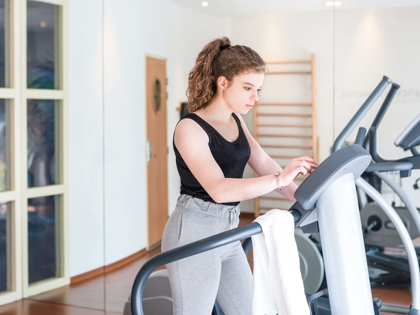 Imagen de los interiores del Hotel Novotel Suites Reims Centre. Foto 18