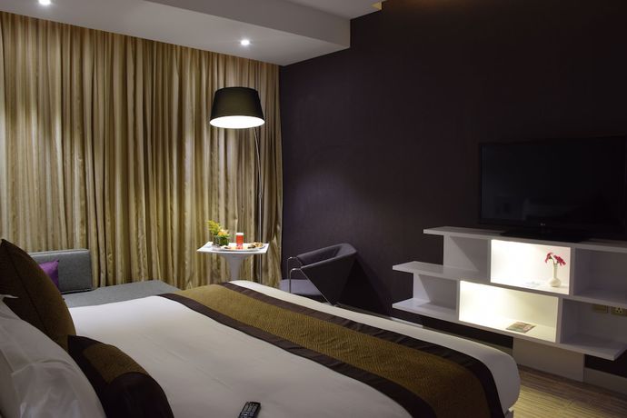 Imagen de la habitación del Hotel Novotel Suites Riyadh Center. Foto 9