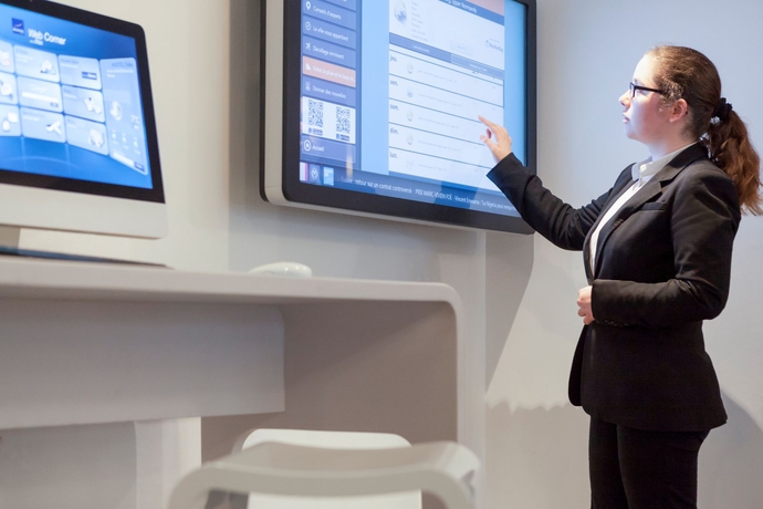 Imagen de los interiores del Hotel Novotel Suites Rouen Normandie. Foto 9