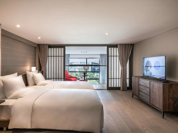 Imagen de la habitación del Hotel Novotel Suites Shanghai Hongqiao. Foto 12