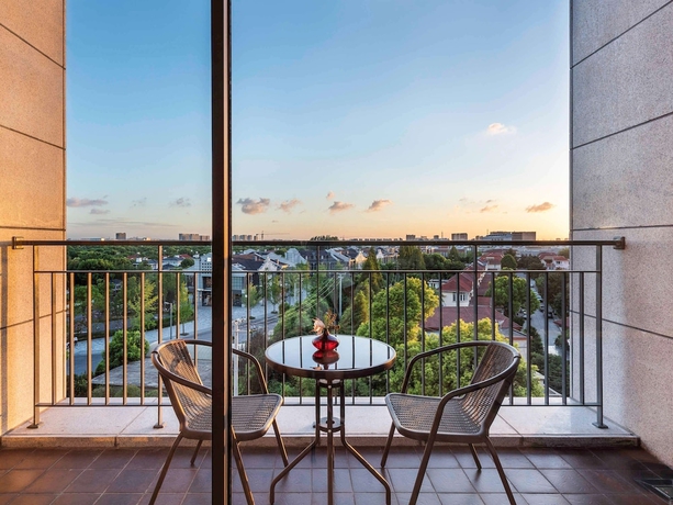 Imagen de la habitación del Hotel Novotel Suites Shanghai Hongqiao. Foto 18