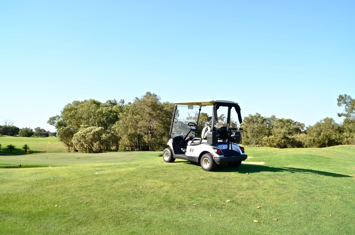 Imagen de los exteriores del Hotel Novotel Swan Valley Vines Resort. Foto 10