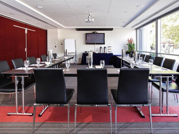 Imagen de los interiores del Hotel Novotel Sydney Darling Square. Foto 13