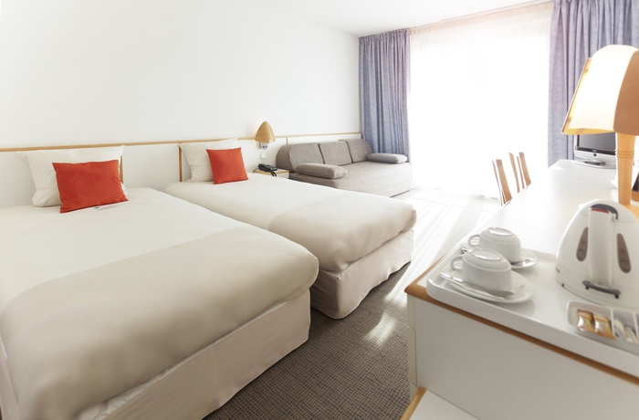 Imagen de la habitación del Hotel Novotel Szeged. Foto 13
