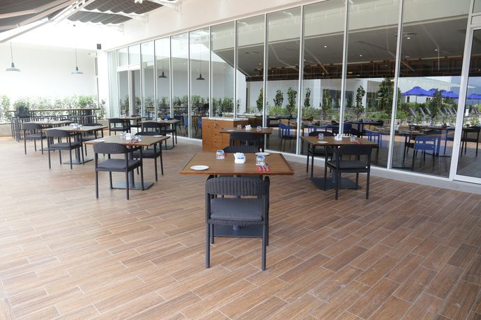 Imagen del bar/restaurante del Hotel Novotel Taiping Perak. Foto 4