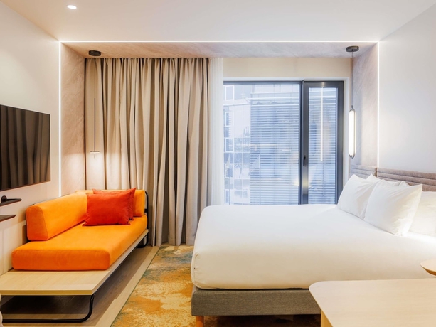 Imagen de la habitación del Hotel Novotel Tallinn. Foto 10