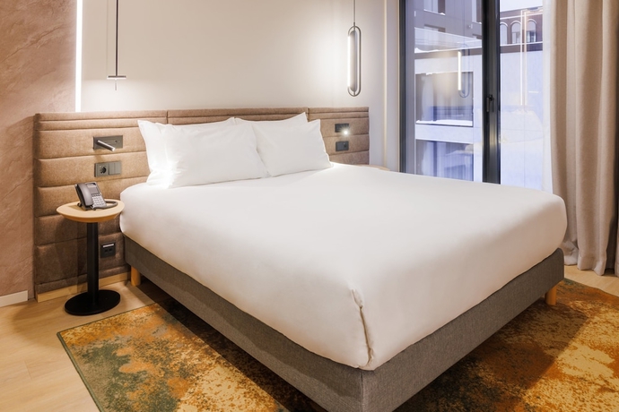 Imagen de la habitación del Hotel Novotel Tallinn. Foto 16