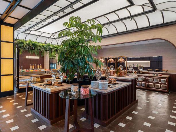Imagen de los interiores del Hotel Novotel Tangerang Bsd City. Foto 8