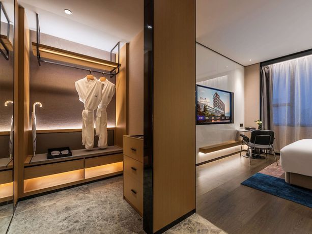 Imagen de la habitación del Hotel Novotel Tianjin Drum Tower. Foto 5