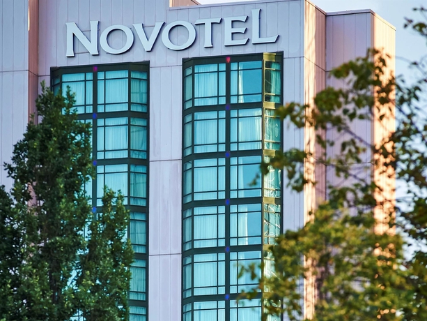 Imagen general del Hotel Novotel Toronto North York. Foto 3