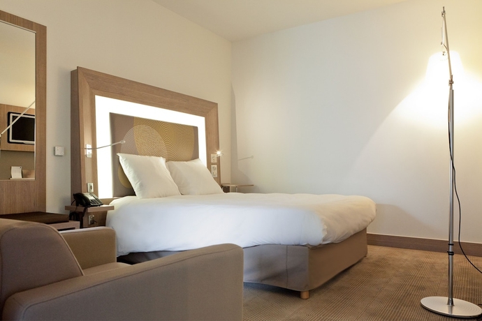 Imagen de la habitación del Hotel Novotel Toulouse Centre Wilson. Foto 7