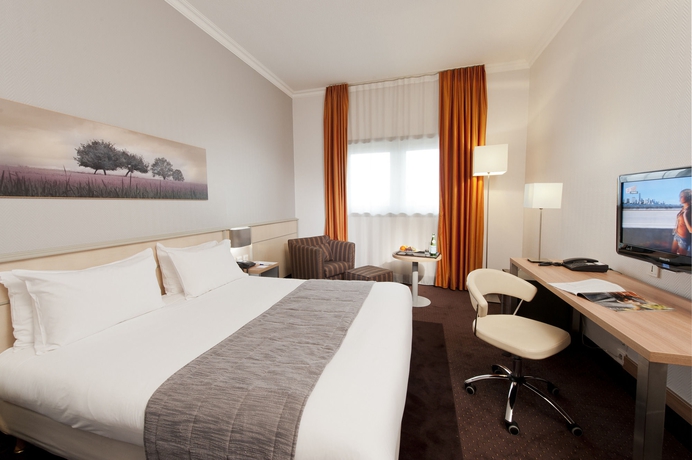 Imagen de la habitación del Hotel Novotel Tours Centre Gare. Foto 12