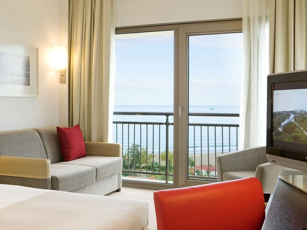 Imagen de la habitación del Hotel Novotel Trabzon. Foto 16
