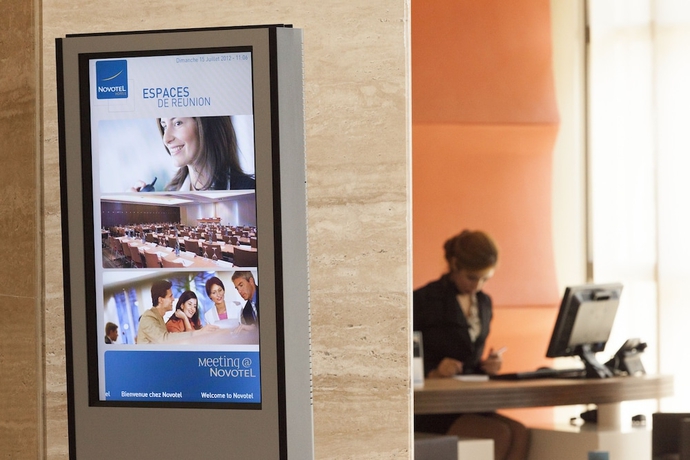 Imagen de los interiores del Hotel Novotel Tunis. Foto 18