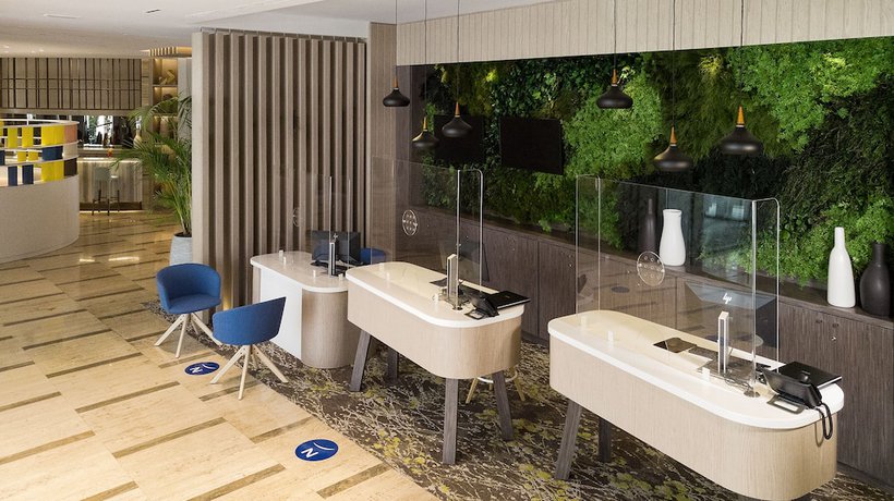 Imagen de los interiores del Hotel Novotel Tunis Lac. Foto 20