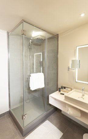 Imagen de la habitación del Hotel Novotel Tunis Lac. Foto 5