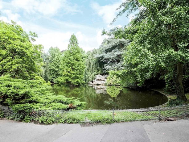 Imagen de los interiores del Hotel Novotel Valenciennes. Foto 16