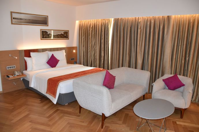 Imagen de la habitación del Hotel Novotel Vijayawada Varun. Foto 4