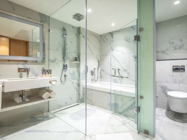 Imagen de la habitación del Hotel Novotel Vijayawada Varun. Foto 8