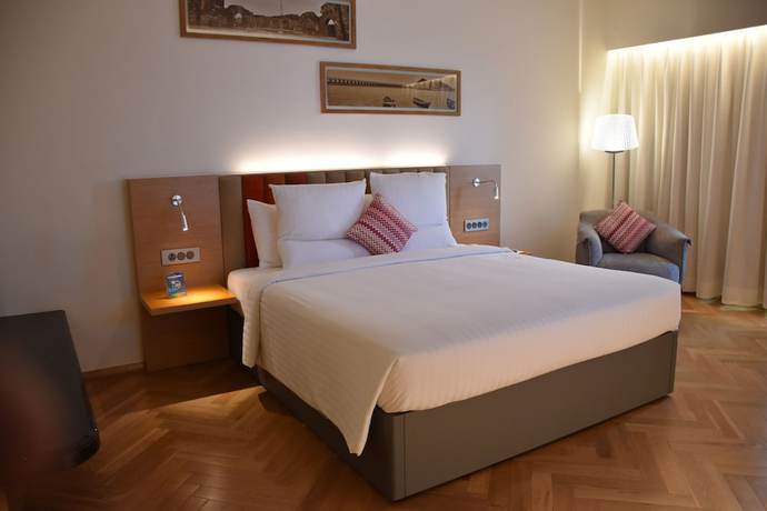 Imagen de la habitación del Hotel Novotel Vijayawada Varun. Foto 17