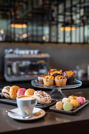 Imagen del bar/restaurante del Hotel Novotel Viña Del Mar. Foto 3