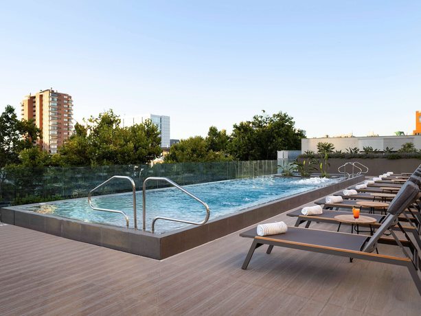 Imagen de la piscina del Hotel Novotel Viña Del Mar. Foto 18