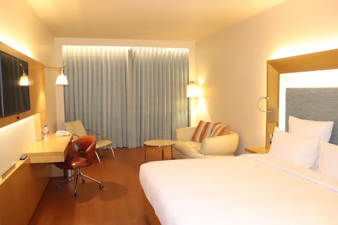 Imagen de la habitación del Hotel Novotel Visakhapatnam Varun Beach. Foto 5