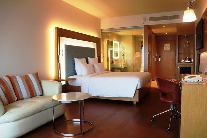 Imagen de la habitación del Hotel Novotel Visakhapatnam Varun Beach. Foto 6