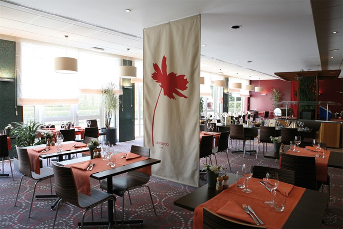 Imagen del bar/restaurante del Hotel Novotel Wavre Brussels East. Foto 5