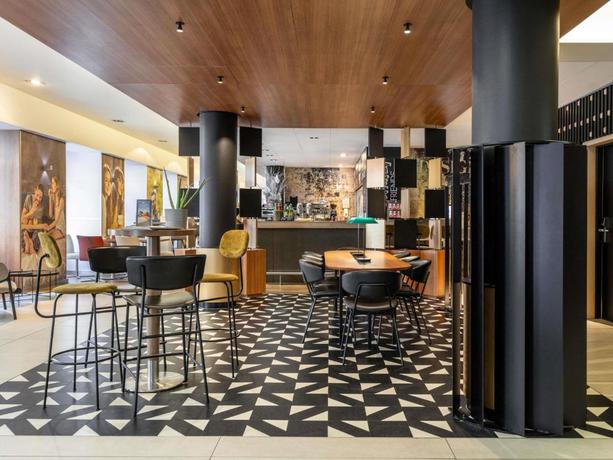 Imagen de los interiores del Hotel Novotel Wien City. Foto 12