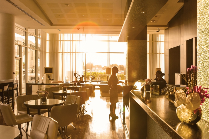 Imagen del bar/restaurante del Hotel Novotel World Trade Centre. Foto 6