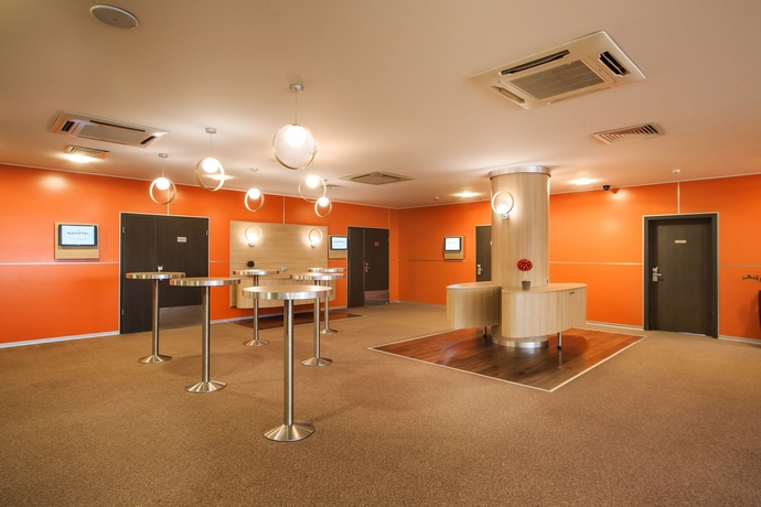Imagen de los interiores del Hotel Novotel Yekaterinburg Centre. Foto 11