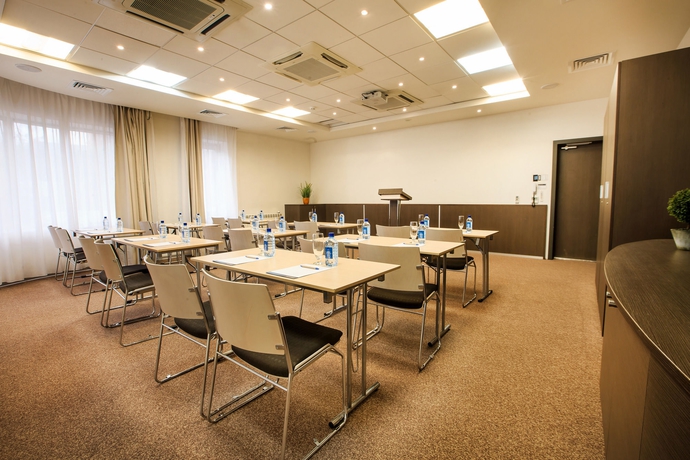 Imagen de los interiores del Hotel Novotel Yekaterinburg Centre. Foto 12